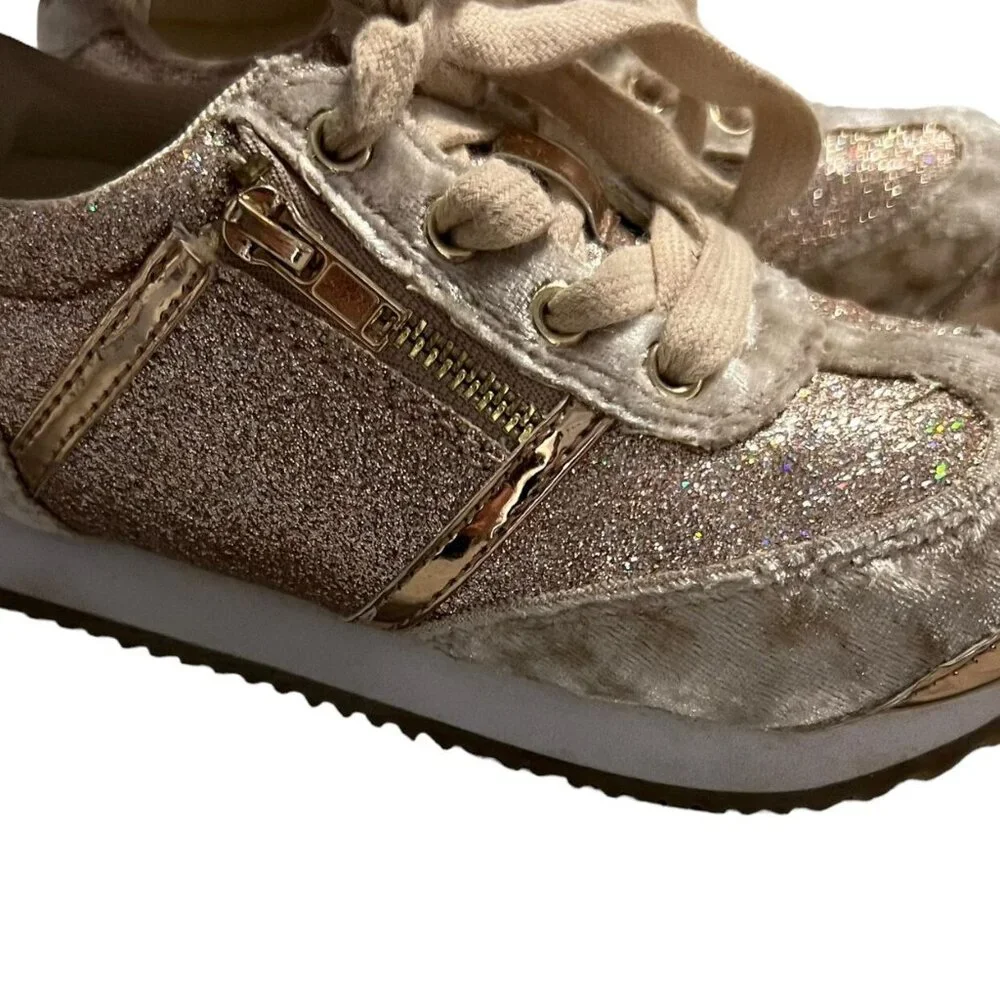 Joyfolie T10 Ari Gold Glitter & Velvet Sneakers